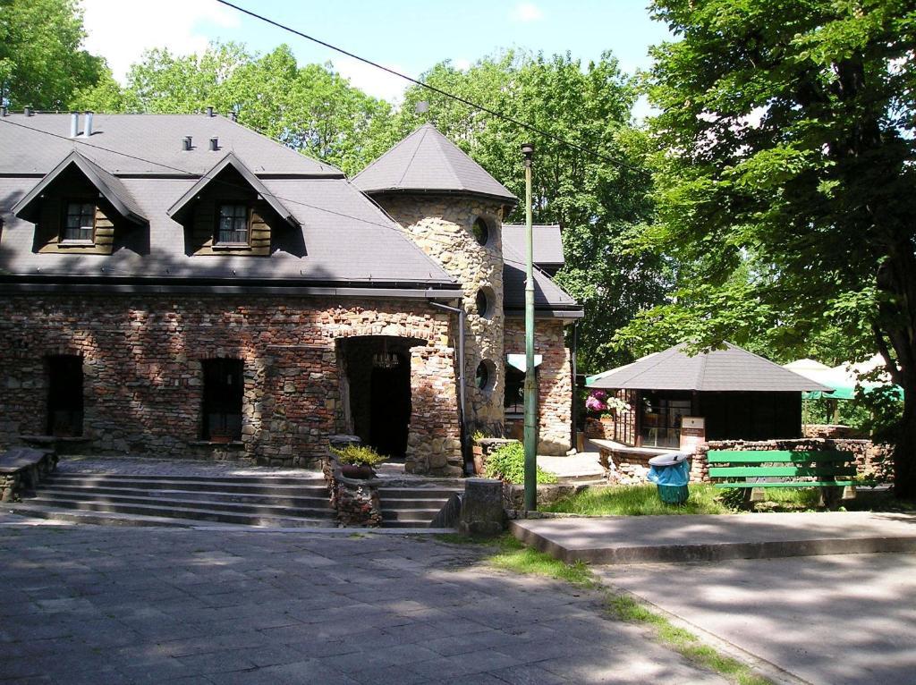 Hotel Podzamcze Tarnów Exterior foto